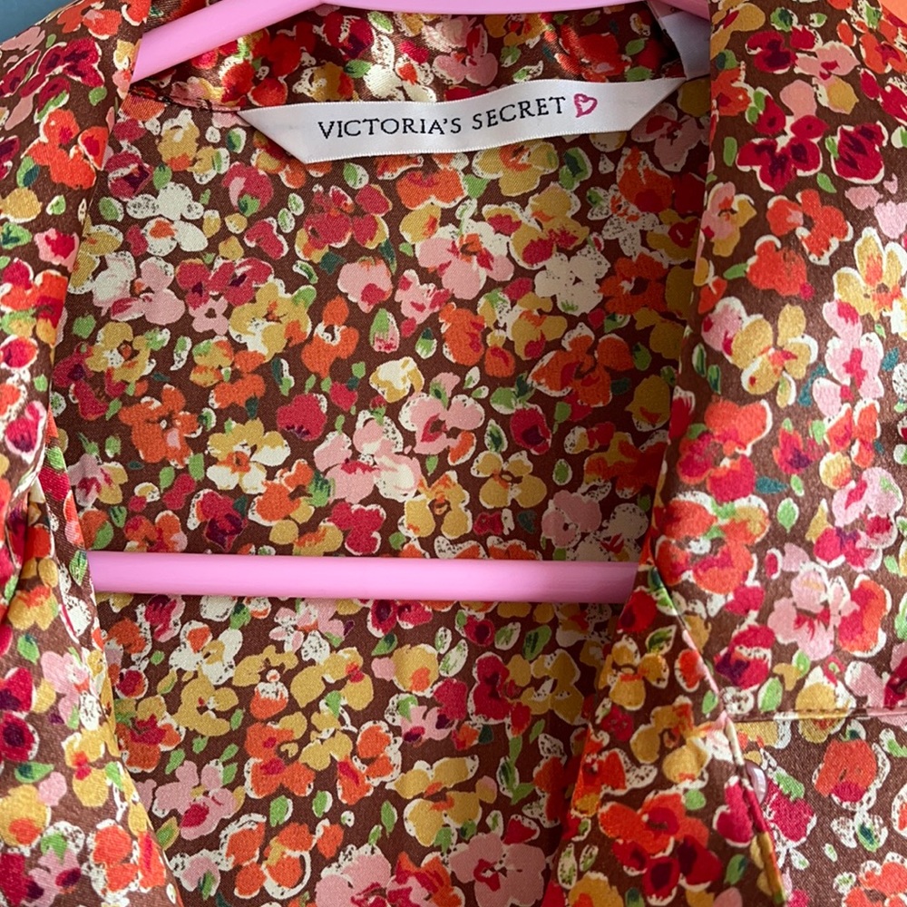 Victoria’s Secret Sleep Shirt